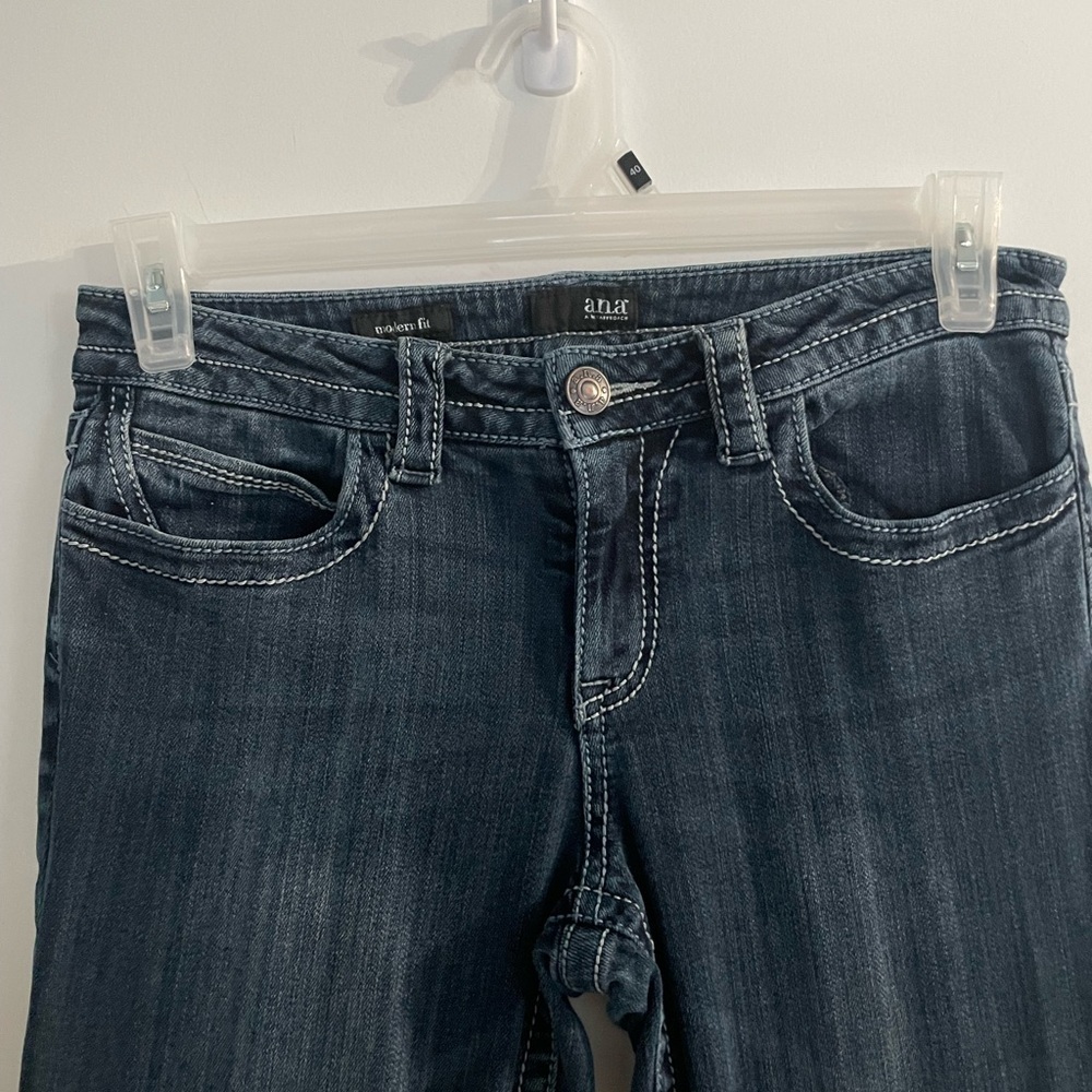 ANA Dark Wash Modern Fit Women's Jeans in size 8 - Picture 3 of 7